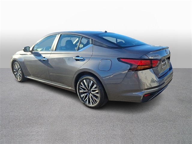 Thumbnail: 2024 Nissan Altima - 5