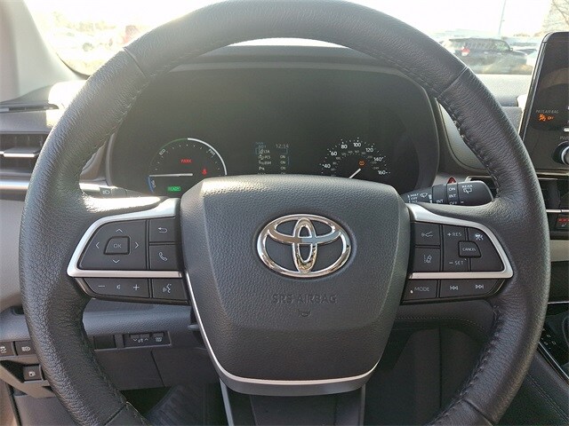 Thumbnail: 2023 Toyota Sienna - 19