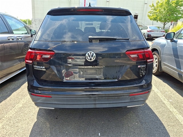 Thumbnail: 2021 Volkswagen Tiguan - 8