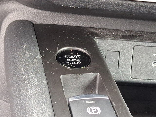 Thumbnail: 2025 Nissan Kicks - 22