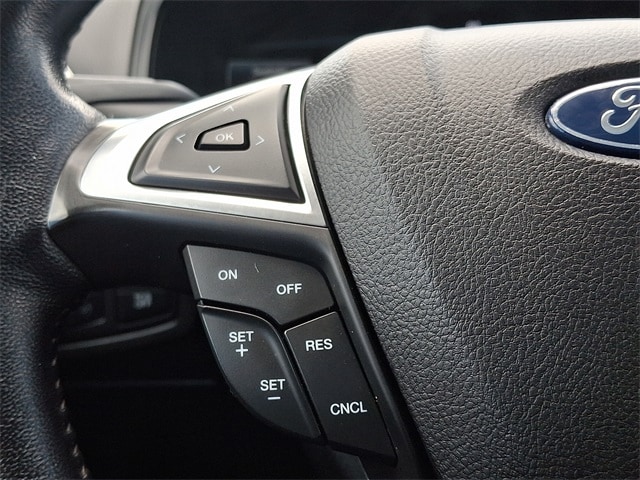 Thumbnail: 2022 Ford Edge - 14