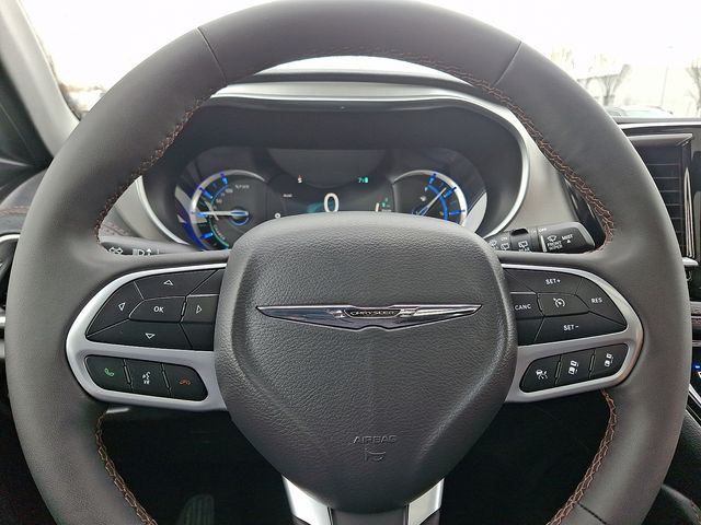 Thumbnail: 2024 Chrysler Pacifica - 22