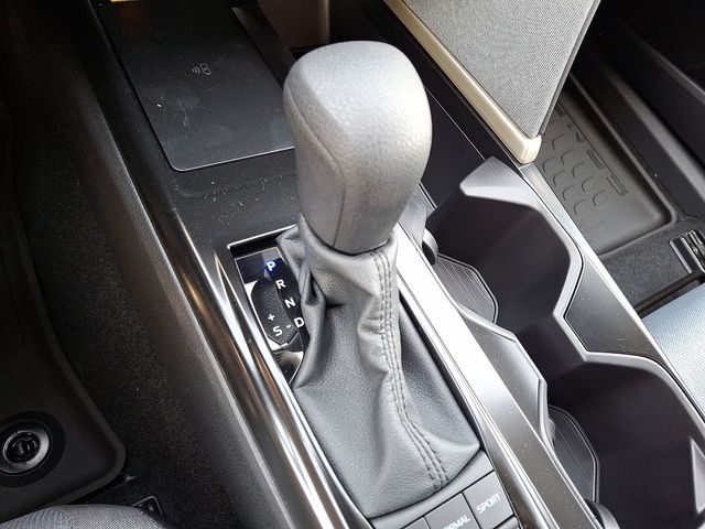 Thumbnail: 2026 Toyota Camry - 12