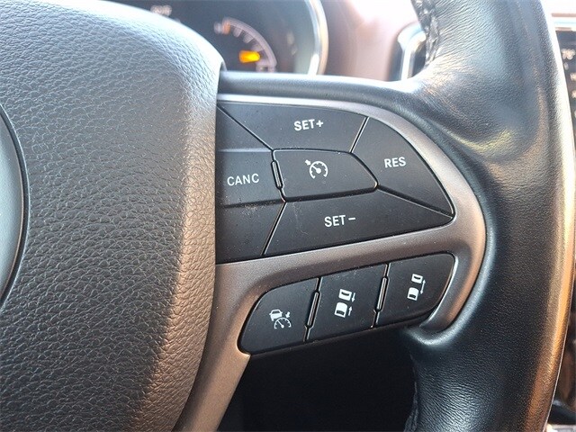 Thumbnail: 2020 Jeep Grand Cherokee - 23