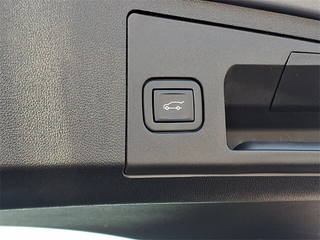 Thumbnail: 2024 Cadillac XT4 - 29