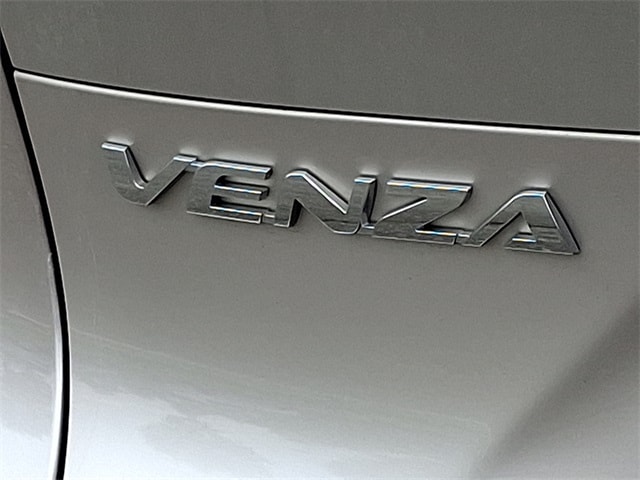 Thumbnail: 2022 Toyota Venza - 27