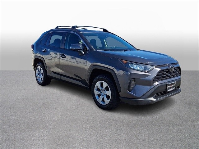 Thumbnail: 2019 Toyota RAV4 - 3