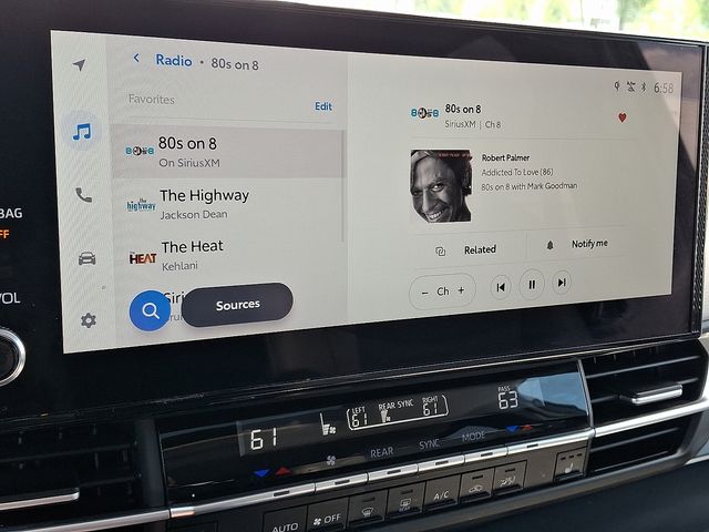 Thumbnail: 2025 Toyota Sienna - 18