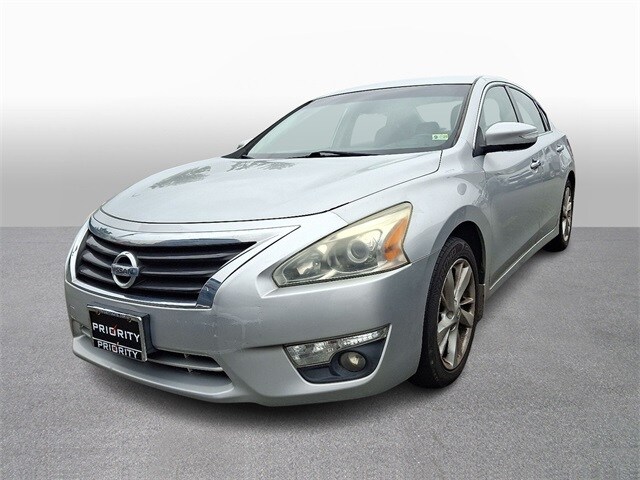 Thumbnail: 2013 Nissan Altima - 5