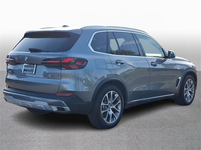 Thumbnail: 2024 BMW X5 - 4