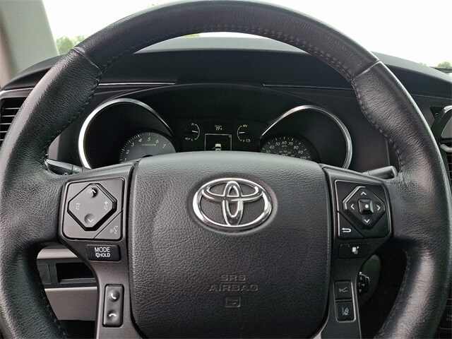 Thumbnail: 2021 Toyota Sequoia - 18