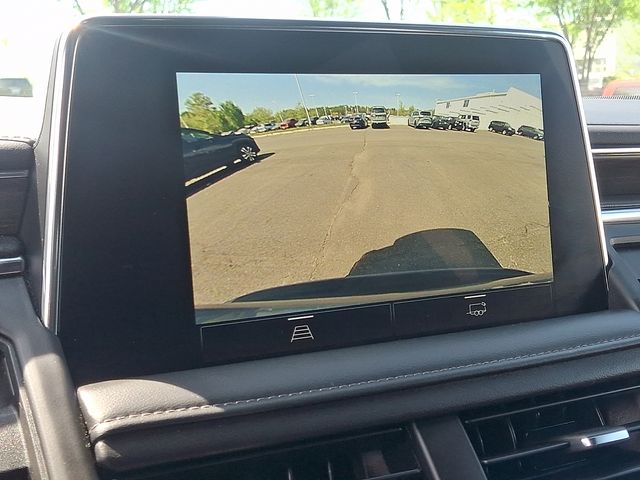 Thumbnail: 2022 Chevrolet Tahoe - 18