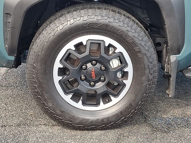 Thumbnail: 2025 Toyota 4Runner - 8