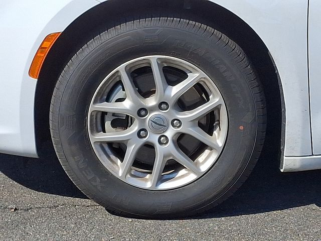 Thumbnail: 2025 Chrysler Pacifica - 8