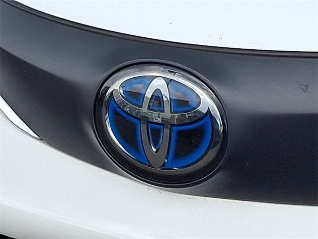 2021 Toyota Sienna LE 10