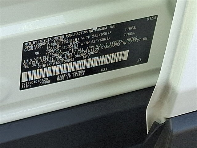 Thumbnail: 2025 Toyota RAV4 - 27