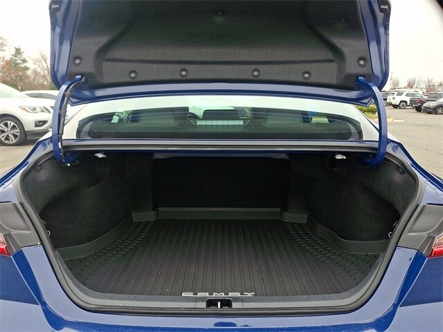 Thumbnail: 2025 Toyota Camry - 28