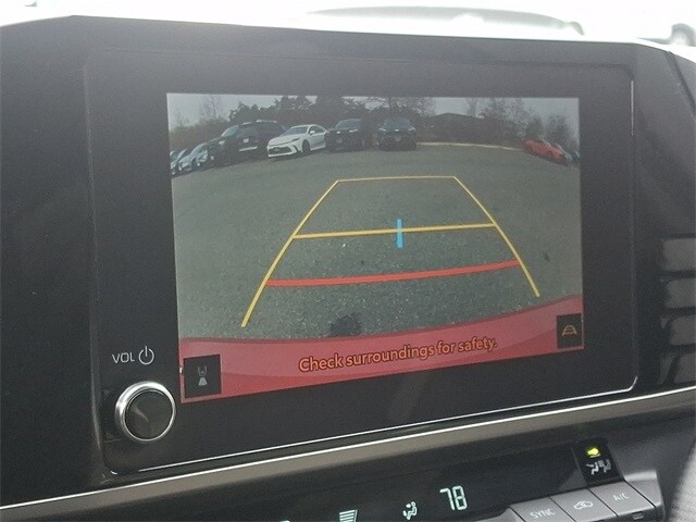 Thumbnail: 2025 Toyota Camry - 16