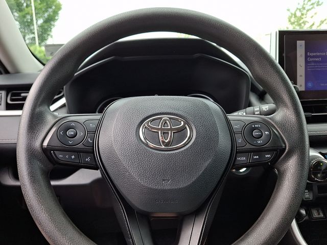 Thumbnail: 2024 Toyota RAV4 - 18