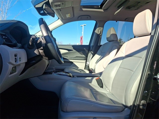 Thumbnail: 2018 Honda Pilot - 14