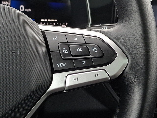 Thumbnail: 2025 Volkswagen Jetta - 22