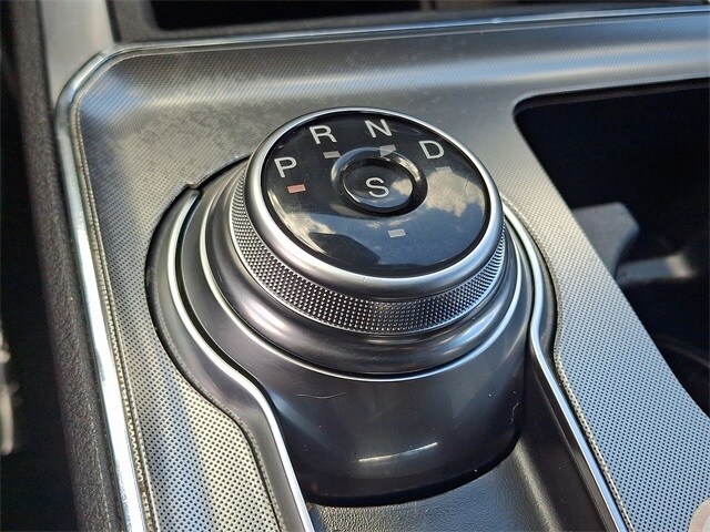 Thumbnail: 2022 Ford Edge - 9