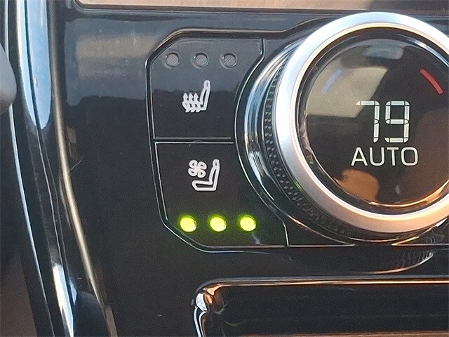 Thumbnail: 2024 Toyota Highlander - 28