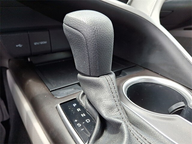 2024 Toyota Camry LE 14