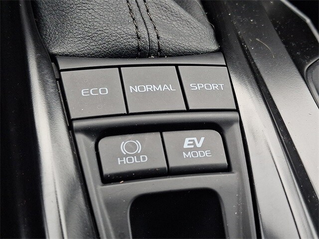 Thumbnail: 2025 Toyota Camry - 23