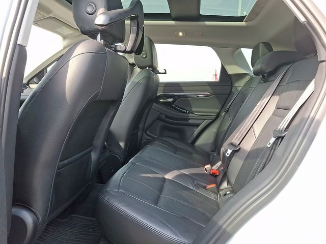 Thumbnail: 2020 Land Rover Range Rover Evoque - 10