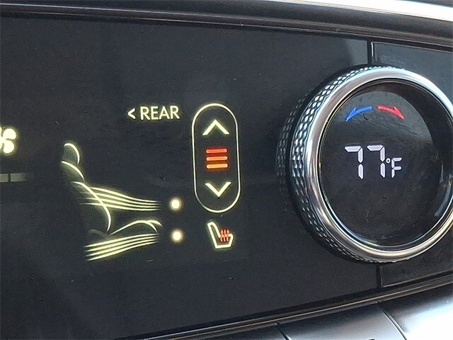 Thumbnail: 2025 Genesis GV70 - 22