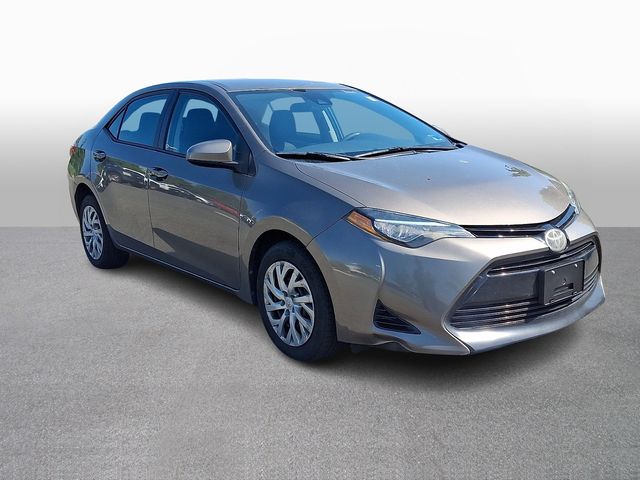 Thumbnail: 2017 Toyota Corolla - 3