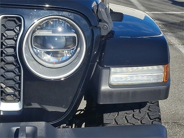 Thumbnail: 2020 Jeep Gladiator - 9