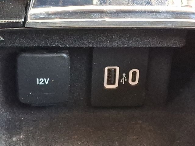 Thumbnail: 2024 Lincoln Corsair - 26