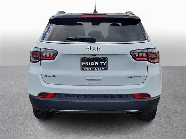 Thumbnail: 2023 Jeep Compass - 5