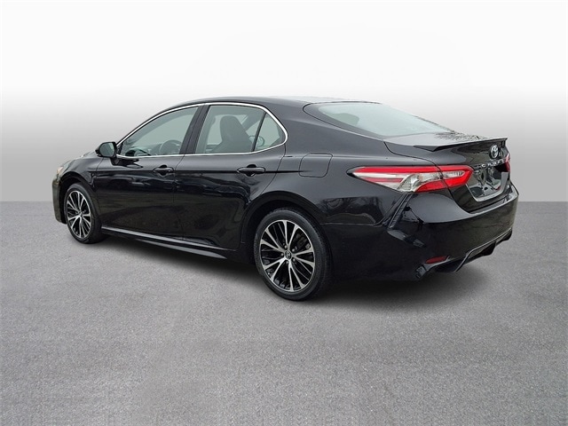 Thumbnail: 2018 Toyota Camry - 6