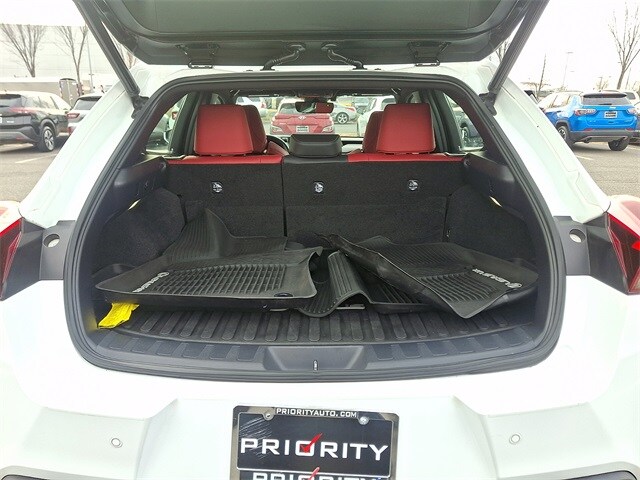 Thumbnail: 2021 Lexus UX - 29