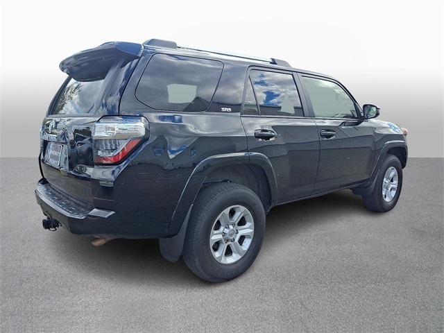 Thumbnail: 2022 Toyota 4Runner - 4