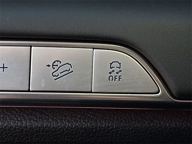 Thumbnail: 2025 Genesis GV80 - 27