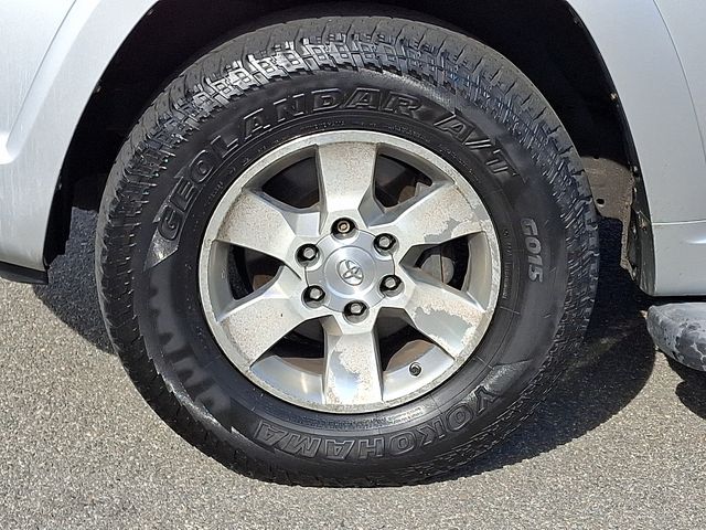 Thumbnail: 2011 Toyota 4Runner - 8