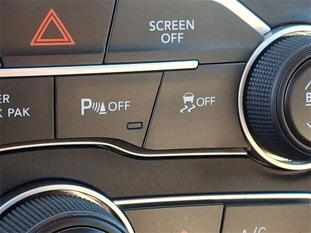 Thumbnail: 2023 Dodge Charger - 24