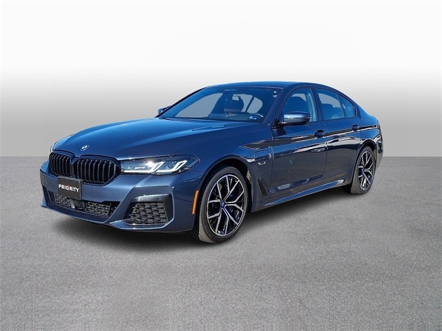 Thumbnail: 2023 BMW 5 Series - 1