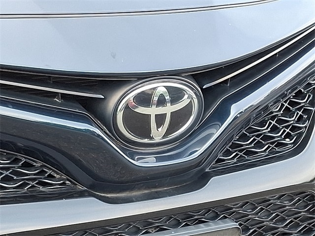 Thumbnail: 2019 Toyota Camry - 5