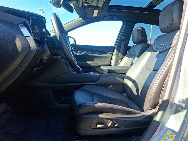 Thumbnail: 2025 Cadillac XT5 - 13