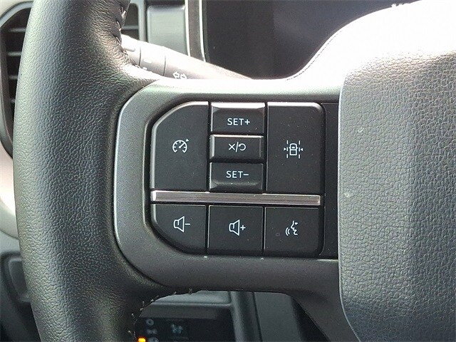 2022 Ford F-150 Lightning XLT 21
