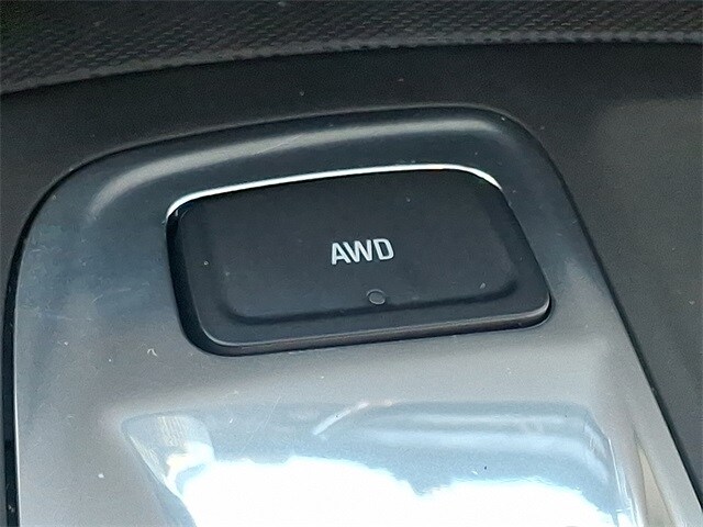 Thumbnail: 2022 Chevrolet Equinox - 17