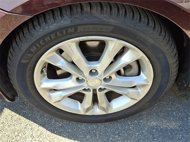 Thumbnail: 2012 Kia Optima - 5