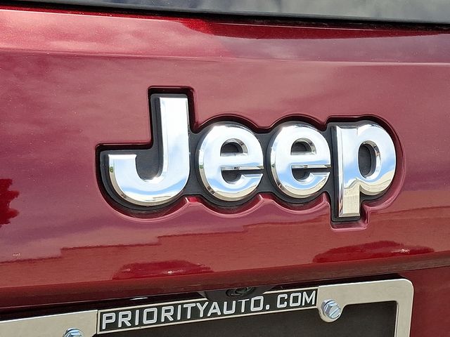 Thumbnail: 2021 Jeep Grand Cherokee - 28