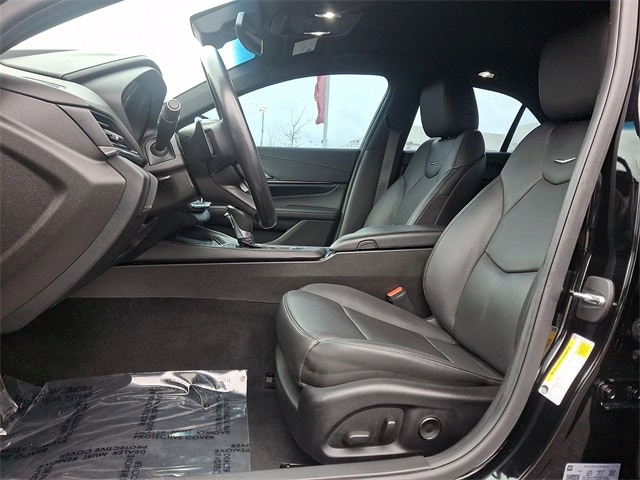 Thumbnail: 2024 Cadillac CT4 - 13