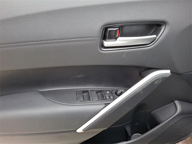 Thumbnail: 2026 Toyota Corolla Cross - 10